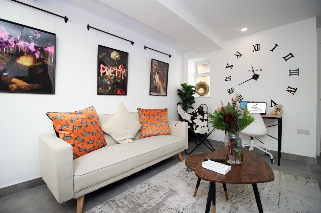 New Spacious 2 Bed Getaway - Private Courtyard! - Underfloor Heating Cardiff Exteriér fotografie